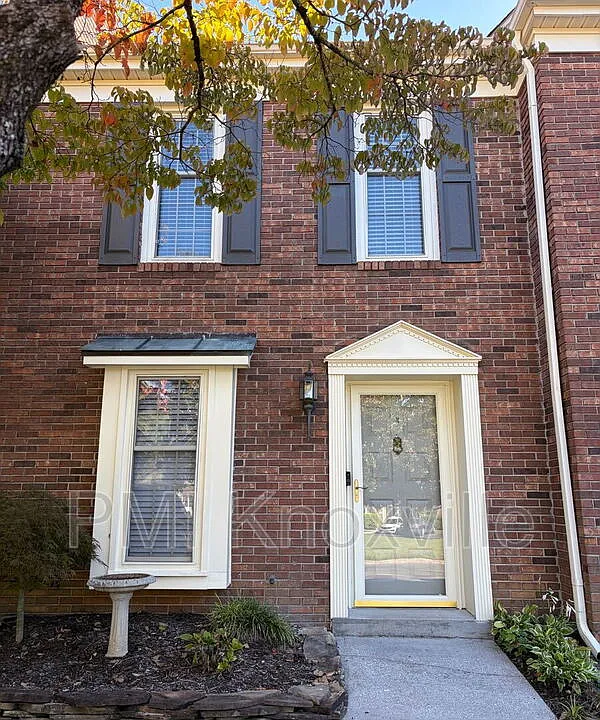 130 Durwood Rd #K
