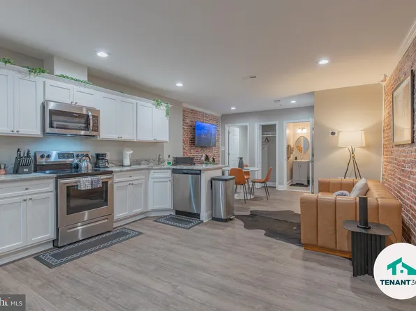 3221 Noble St #4, Baltimore, MD 21224