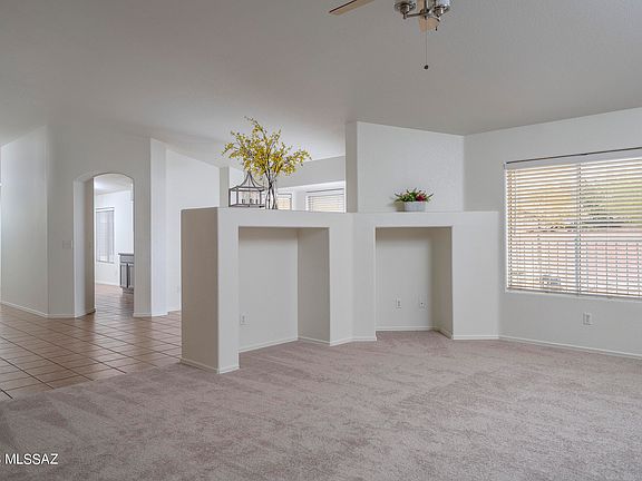 3rd image of 2908 N River Creek Pl