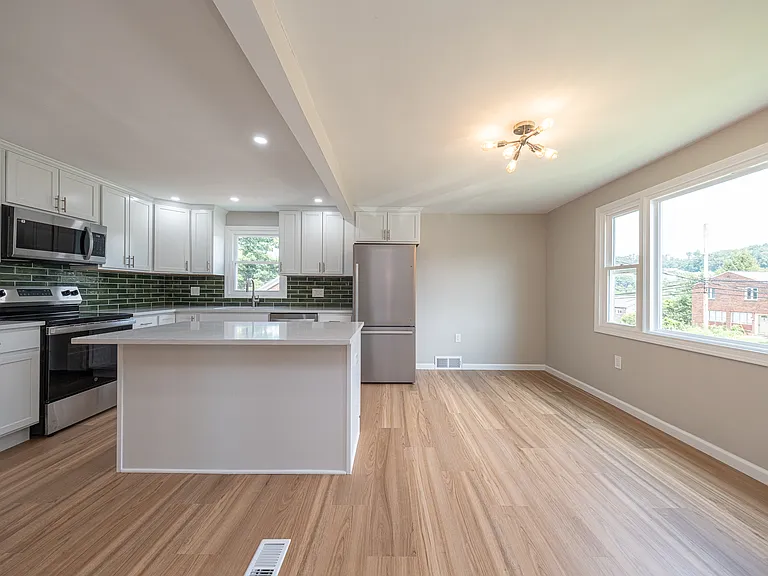 734 Millers Run Rd — Photo 9