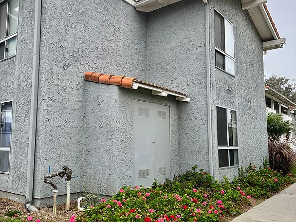 4th image of 1300 Saratoga Ave #A