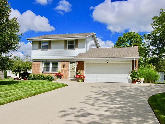 3rd image of 1020 Amboise Dr
