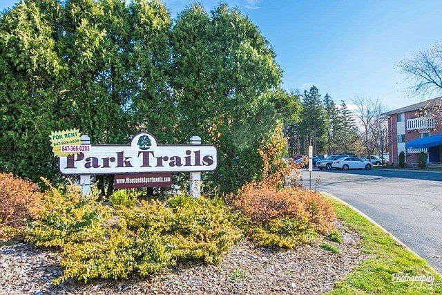 Park Trails Apartments of Wauconda. 1 & 2 bedroom 1 bath hom