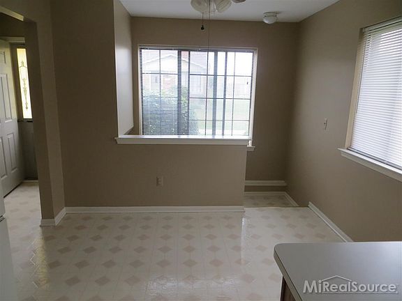 4th image of 11494 Lynhurst Dr