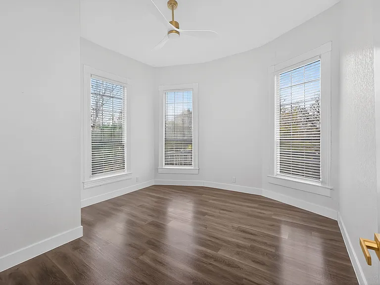 413 Nopal St #102 — Photo 6