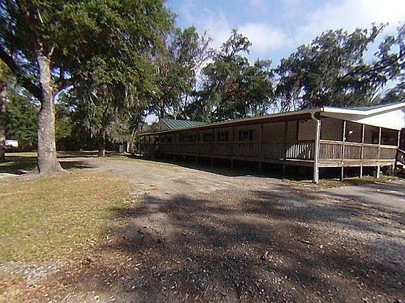 2560sf home on almost 3 acres.
