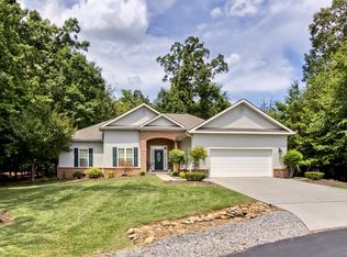 522 Gohi Trl, Vonore, TN 37885