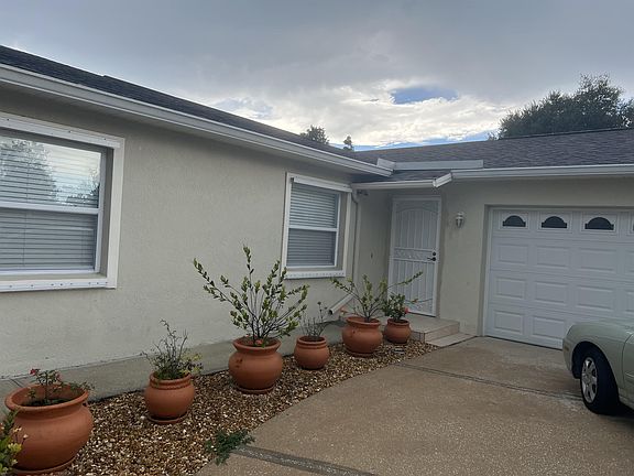 2nd image of 1202 Lazy Hollow Pl #1202