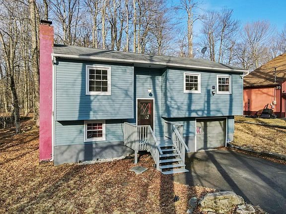 2nd image of 2609 Foxledge Dr