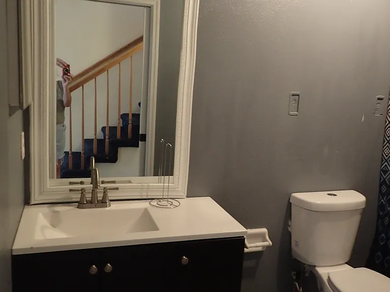 1ST FLOOR BATH