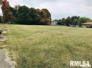 500 Freeman St, Anna, IL 62906