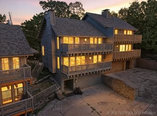 42 Diamond Head Dr Unit 42, Sand Springs, OK 74063