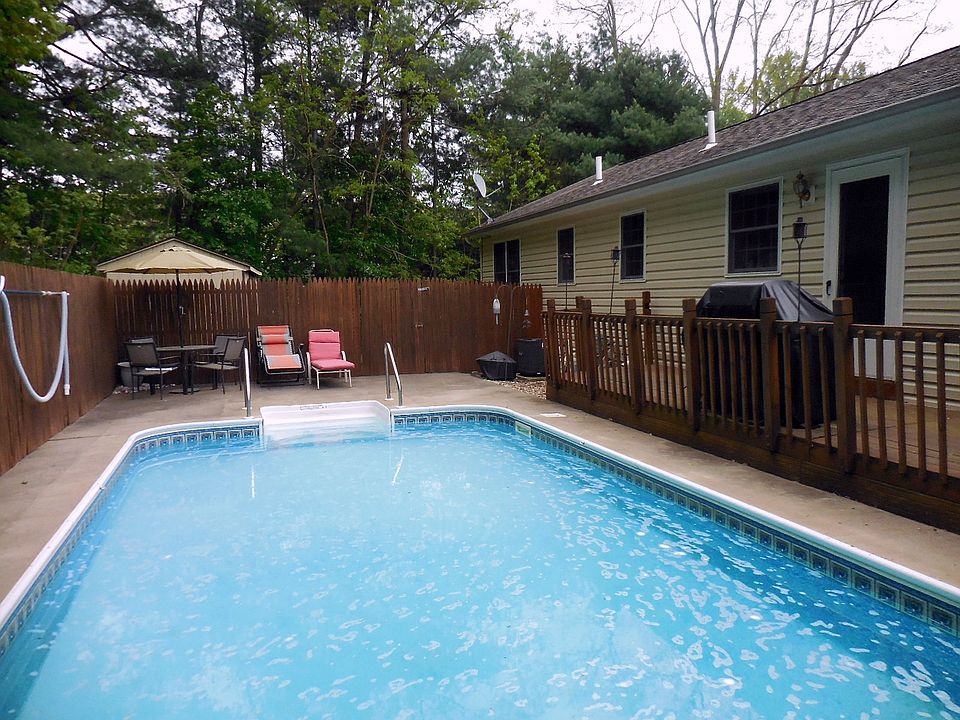 1st image of 29 Charmel Dr