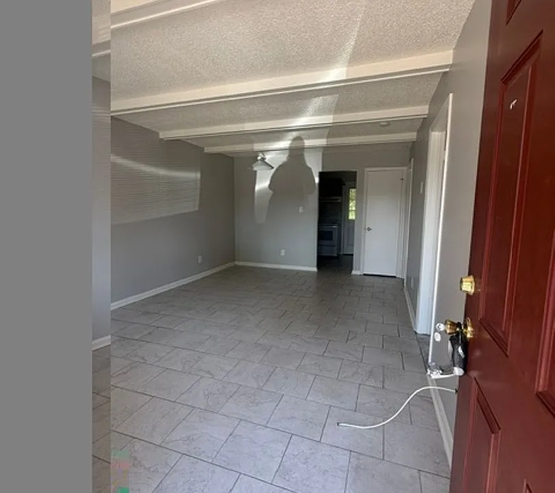 310 Greenbriar Rd