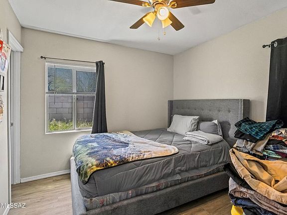 4th image of 3662 S Bronson Ave #3
