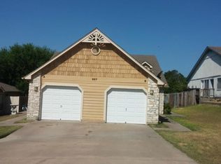 507 Cutty Trl APT B, Lakeway, TX 78734
