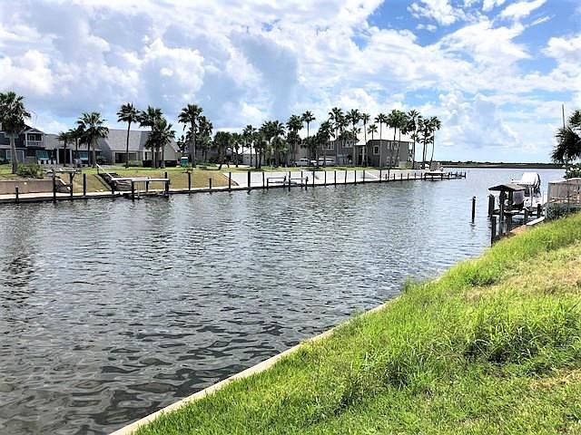 1st image of 135 Sea Mist Dr