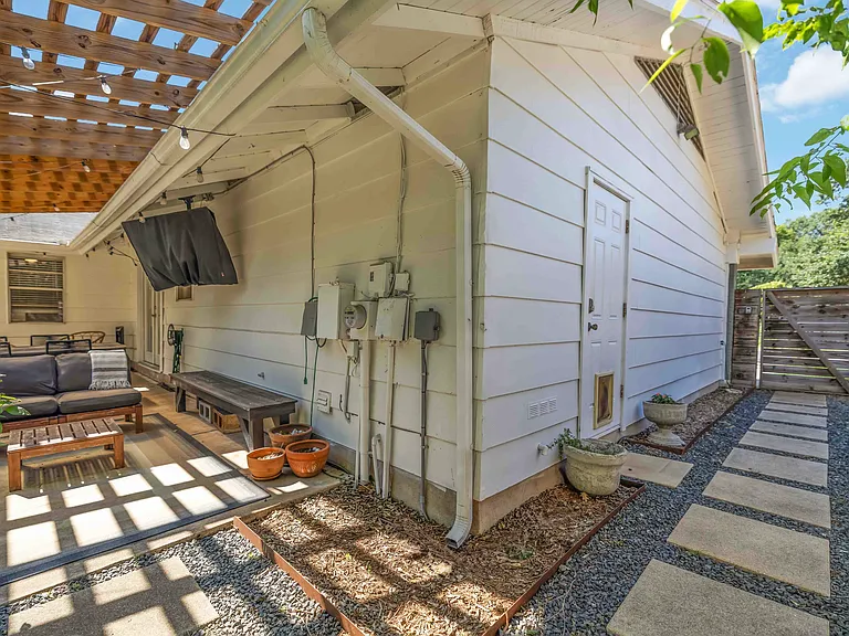 5126 Meadow Creek Dr — Photo 26