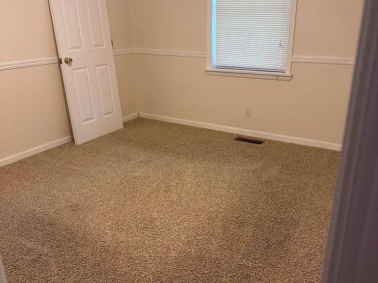 2181 Rose Rd — Photo 13