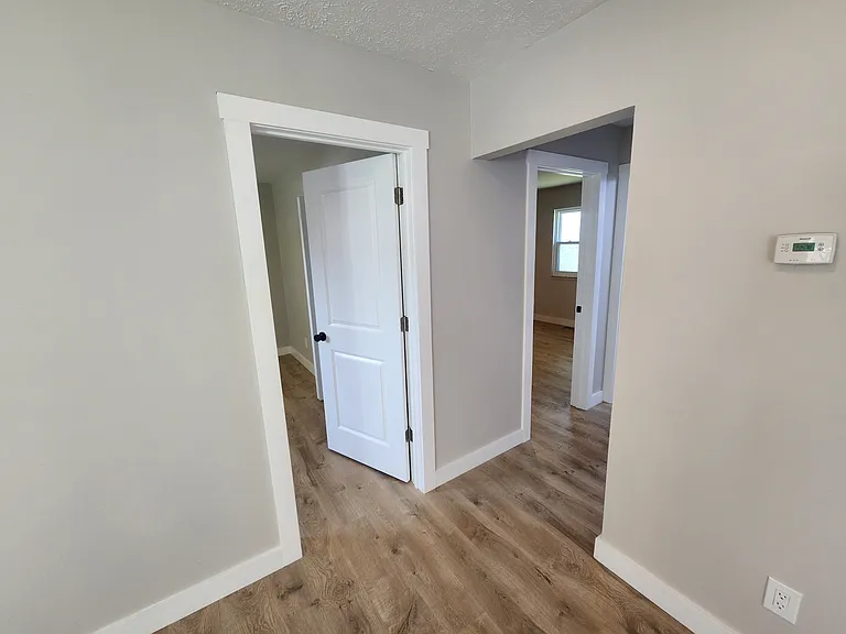 8139 Grand River Rd #2 — Photo 26