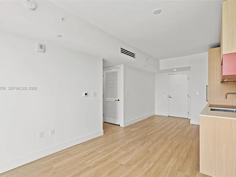 90 NE 32nd St #627 — Photo 12