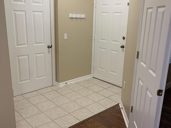 4th image of 700 Trotter Ln APT 102