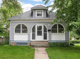 1928 H St, Iowa City, IA 52240