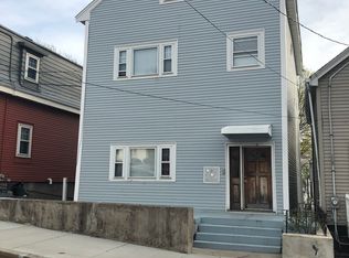 5 Suffolk St, Chelsea, MA 02150