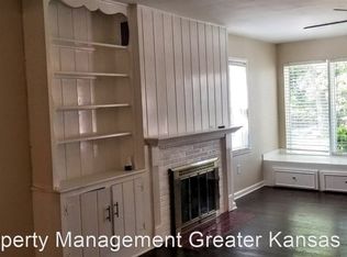805 W 29th St S, Independence, MO 64055
