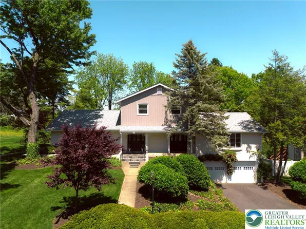 3523 Lindberg Ave S, Allentown, PA 18103