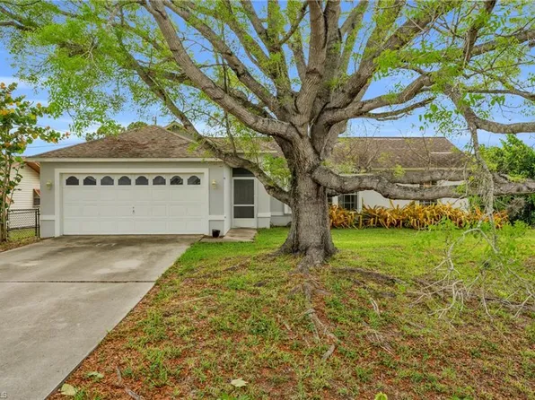 18447 Fuchsia RD, FORT MYERS, FL 33967