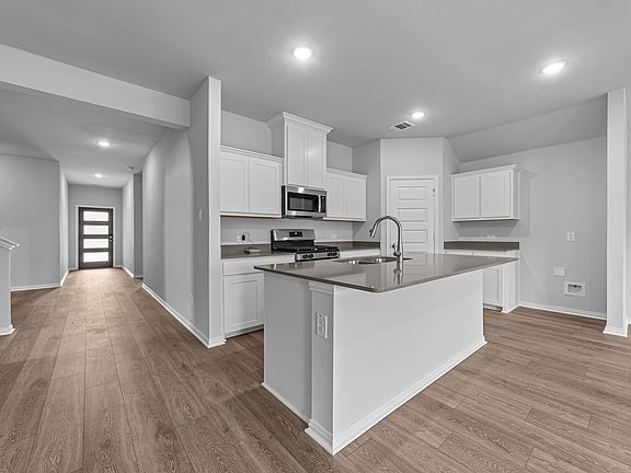 2nd image of 548 Stone Hollow Dr