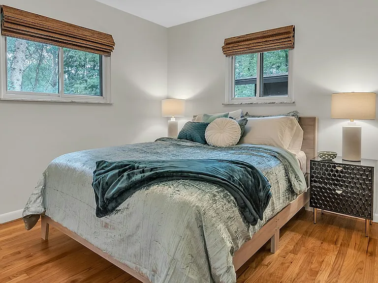 415 Barber Ave — Photo 14