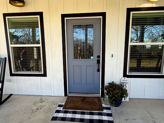 4th image of 1529 Peerless Hwy