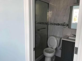 516 College Point Blvd, Flushing, NY 11356