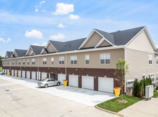 Towne Center Apartments, Warren, MI 48093