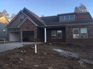 290 Franklin Cir, Fort Oglethorpe, GA 30742