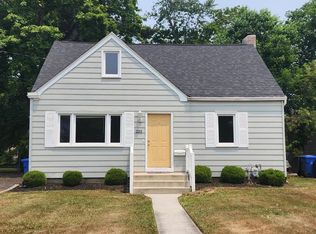225 Deptford Rd, Glassboro, NJ 08028