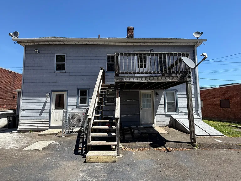35 Main Street Anx — Photo 2