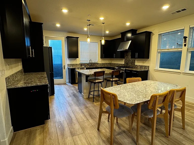 2616 Alliston Loop — Photo 4