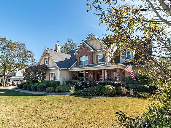 3rd image of 1472 Knob Hill Circle