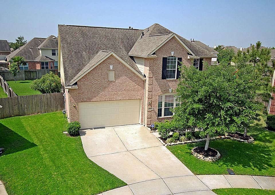 Nestled in the master planned community of Lakemont, this home offers a variety of amenities and is 