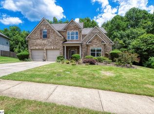 148 Creek Shoals Dr, Simpsonville, SC 29681