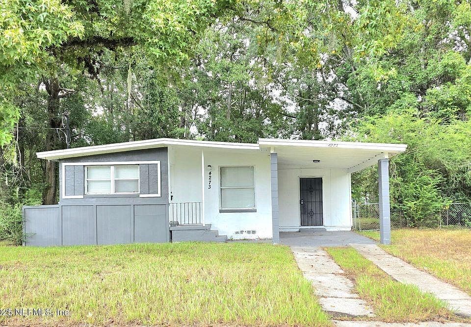 1st image of 4273 KATANGA DRIVE N