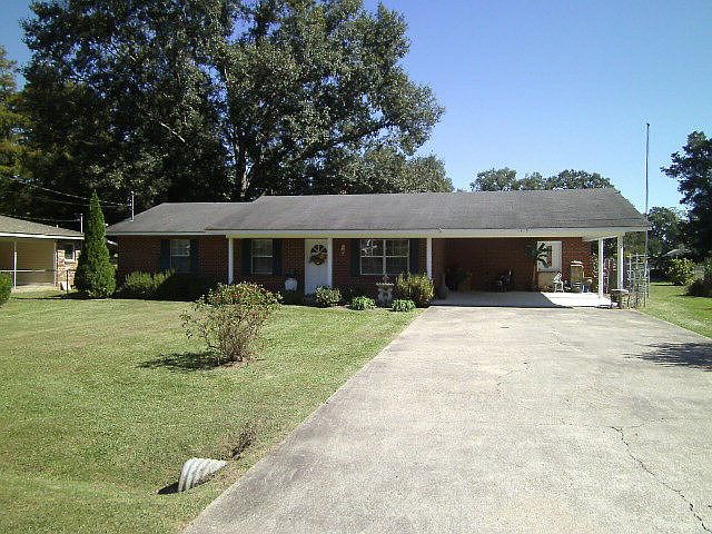 1st image of 1103 Meadowbrook Ln