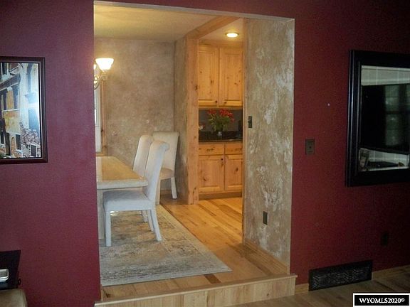 5th image of 2087 Fir Dr