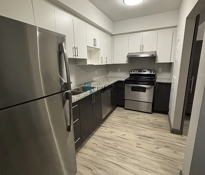 259 Sunview St #259-258B — Photo 2