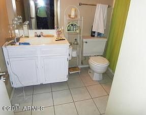 5th image of 1512 E El Parque Dr
