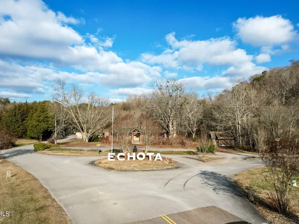 113 Smokey Mountain Way N, Sevierville, TN 37876