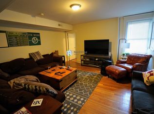 489 E Broadway #1, Boston, MA 02127